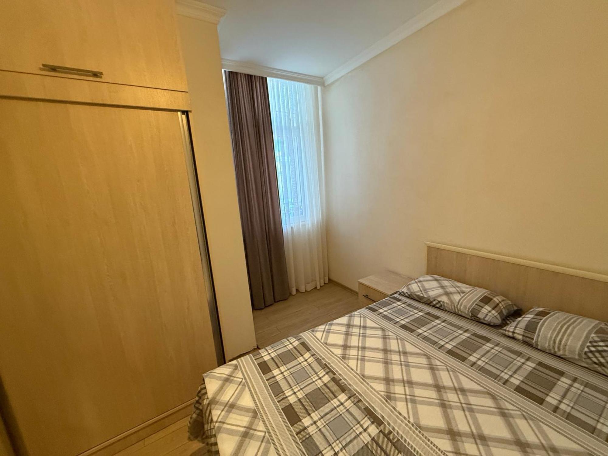 Apartment On Melikishvili 51 巴统 外观 照片